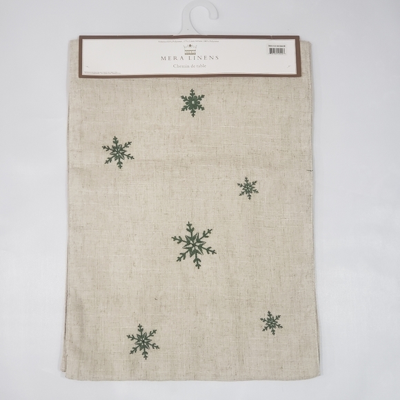 🎁 Mera Linens Table Runner Green Snow Flakes - Picture 2 of 6